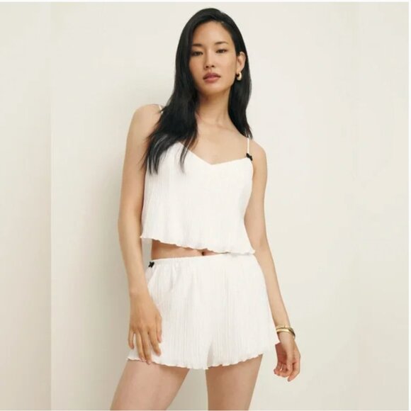 Reformation Mallory Two Piece Top & shorts size 8 - Picture 3 of 7